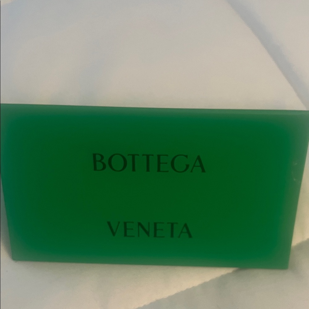 Bottega Veneta sunglasses- worn once - Picture 2 of 8